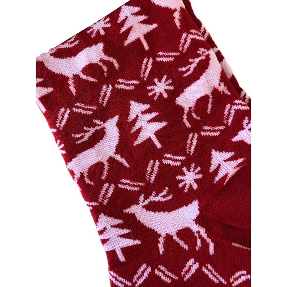 Vera Bradley Sock Lot in Reindeer Intarsia Red and Beary Merry Cool Blue - Picture 3 of 5
